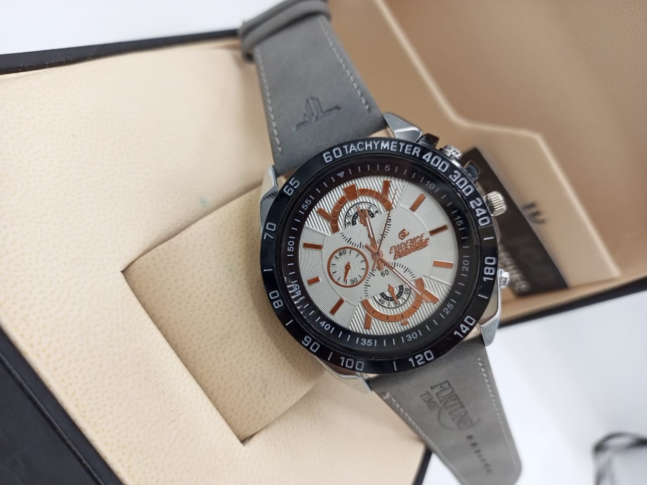 Fortune Time Chronograph Round Dial Grey Leather Strap Watch